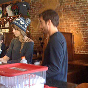Taylor Swift, Jake Gyllenhaal Taylor Swift, Jake Gyllenhaal